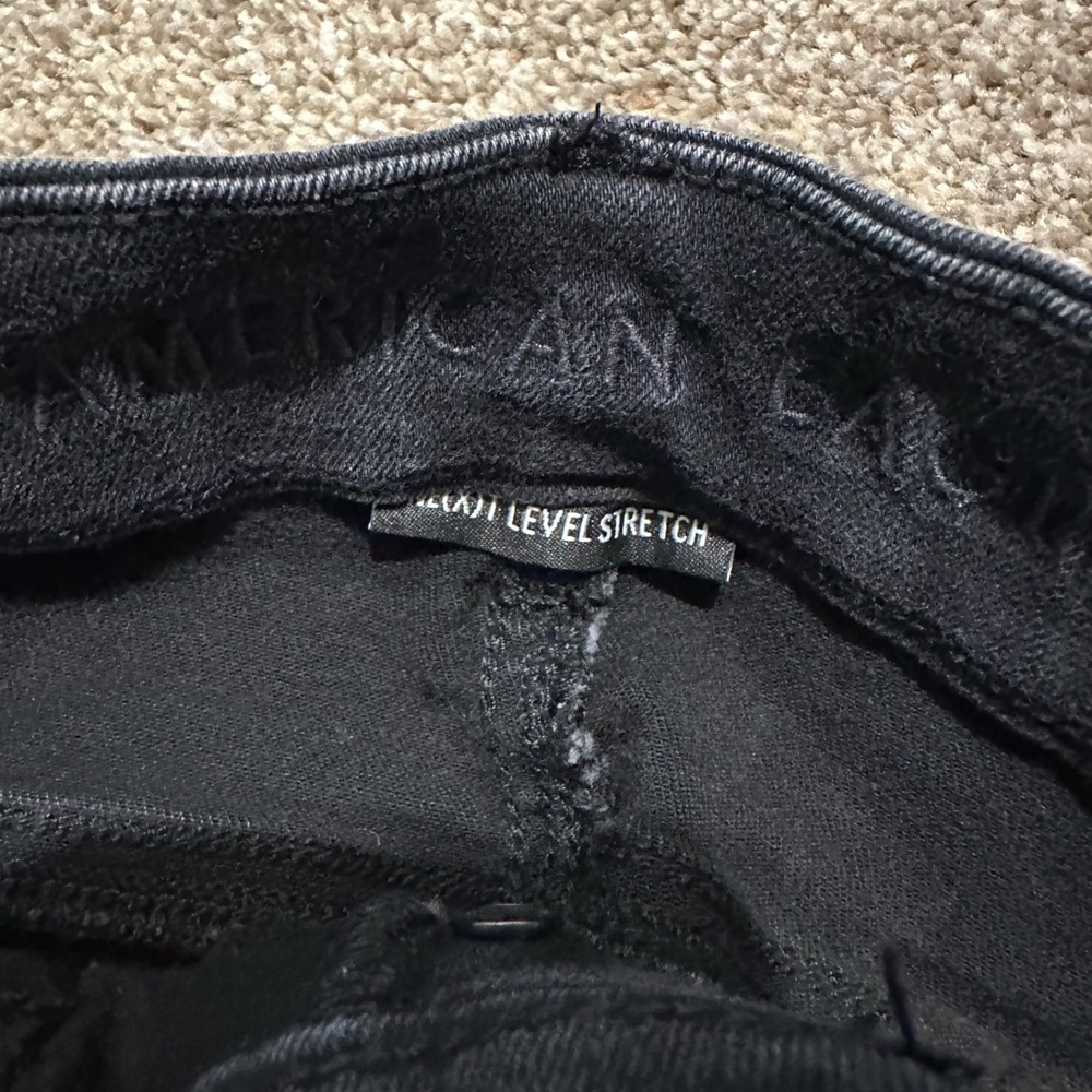 Black American eagle curvy high rise flare jeans 2-short - Picture 2 of 7